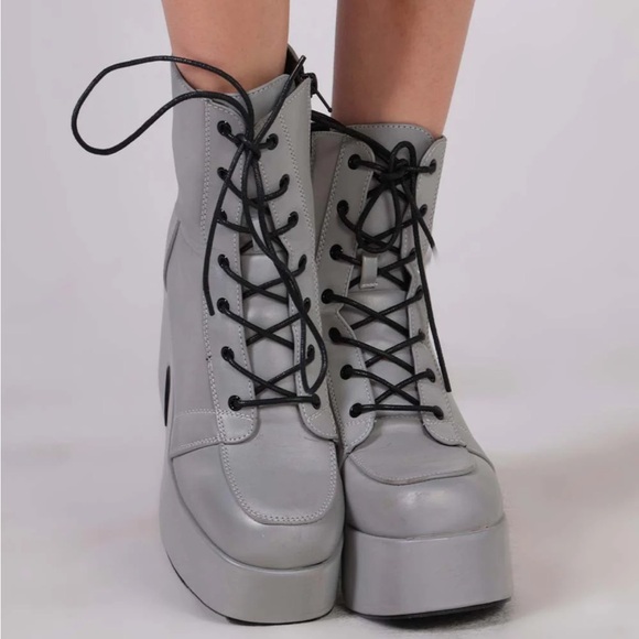 iHeartRaves Thunderbolt Silver Reflective Lace Up Boots - Picture 2 of 4